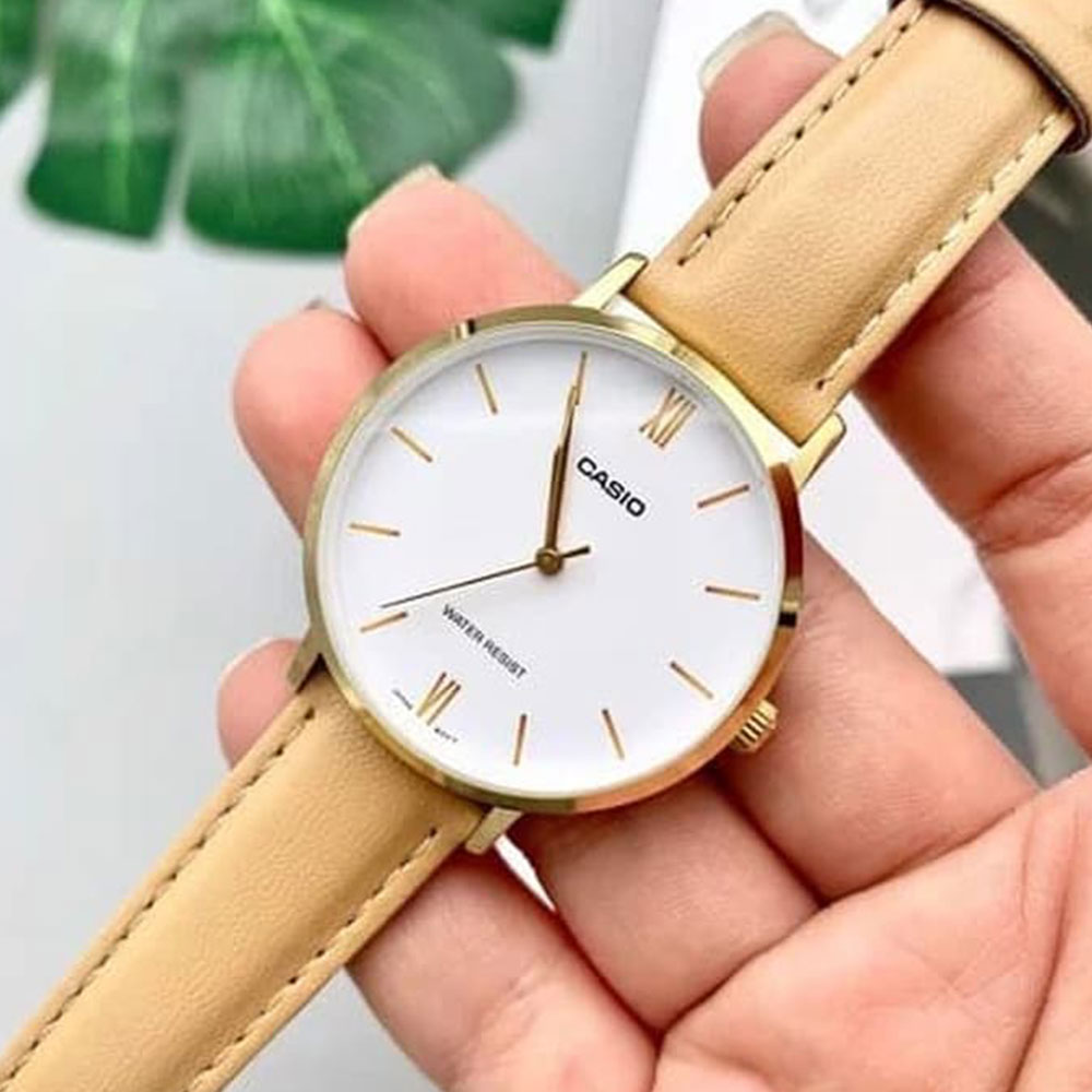 Casio LTP-VT01GL-7BUDF Women’s Gold Leather Strap Watch